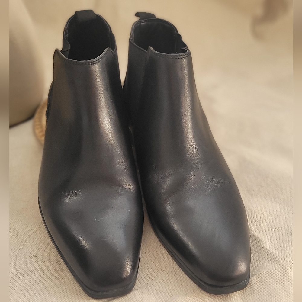 MENS Public Opinion Chelsea Boots Size 11.5